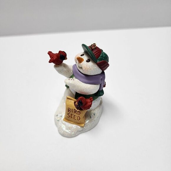 Hallmark Keepsake Christmas Ornament of Snowman from the Snowbabies Collection - Picture 4 of 6